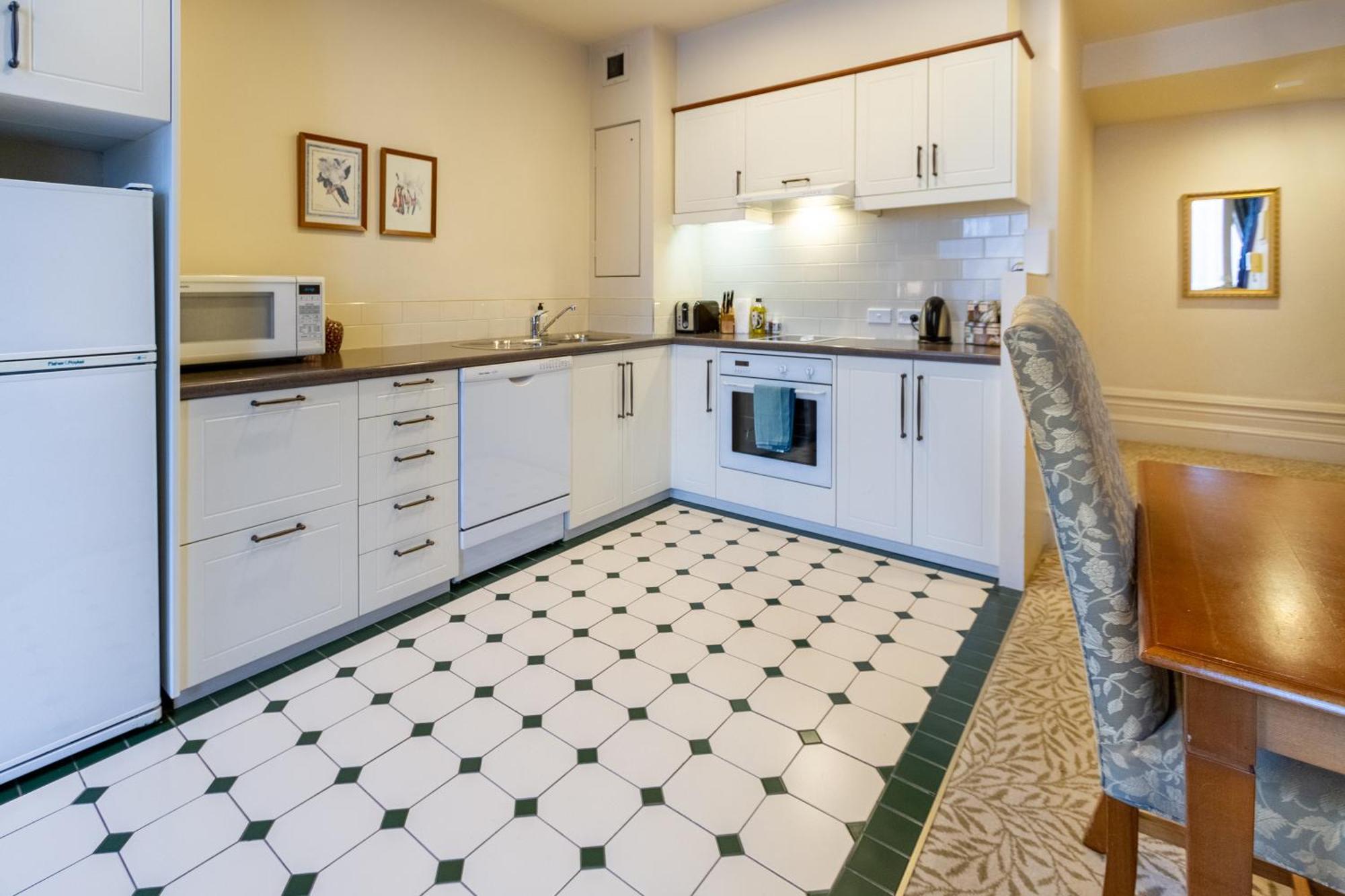 Beauty In The Cbd - 1Bed Free Parking Pool Leilighet Christchurch Eksteriør bilde